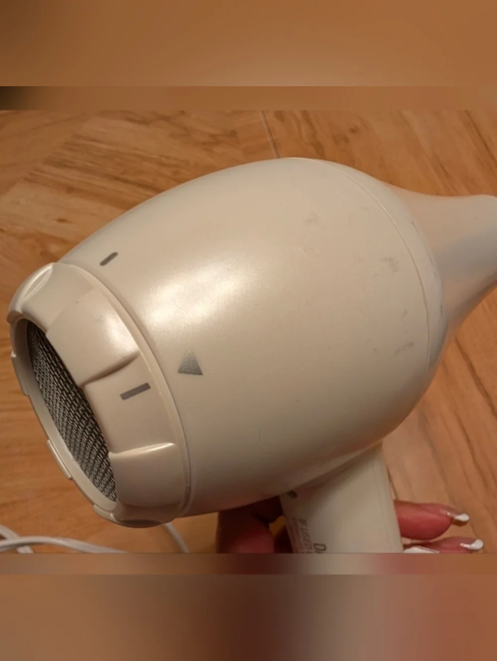 Babyliss PRO TT Hairdryer Blow-dryer White - Picture 3 of 3